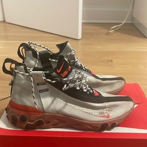 Womens Nike Sneakers size 7.5